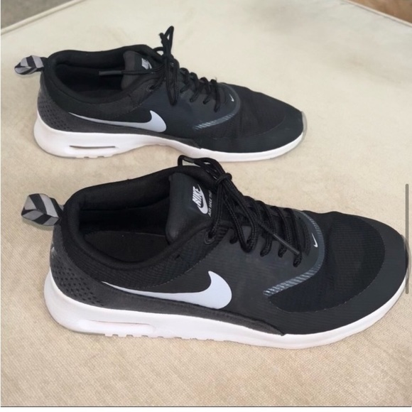 Nike Air Max Thea black/white/gray Womens size 9.5 - Picture 3 of 5